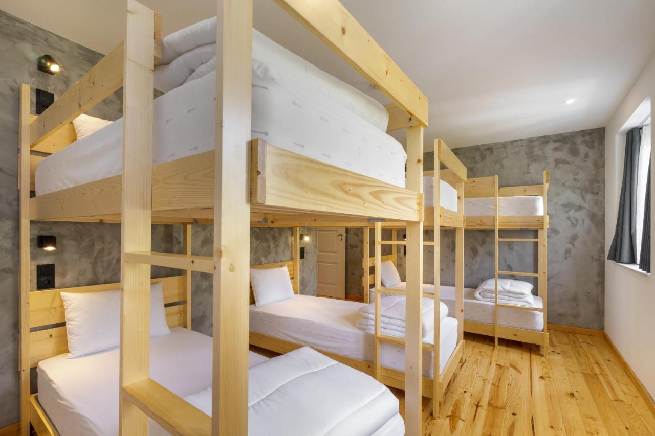 Forest Villas - Guest House Leiria Esterno foto
