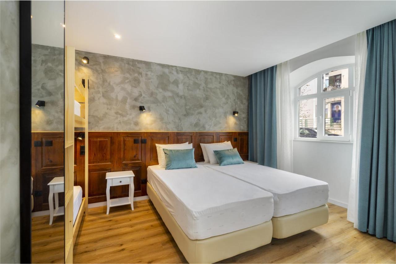 Forest Villas - Guest House Leiria Esterno foto
